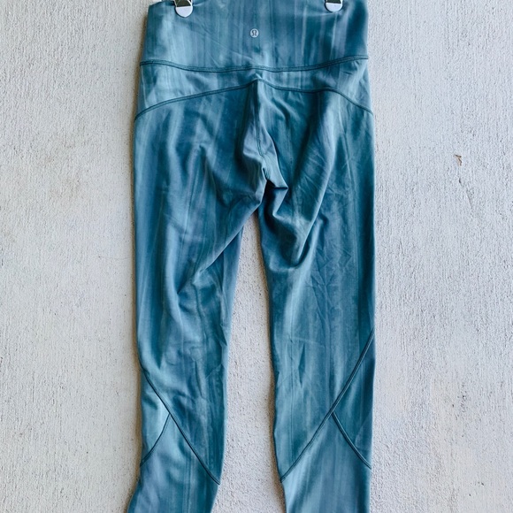 NWT ๐ Lululemon In Movement Tight 25โ *Everlux - Picture 3 of 7